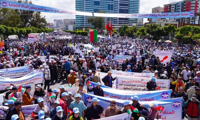 عيد الشغل.. المركزيات النقابية المغربية تطالب بزيادة الأجور وحماية القدرة الشرائية 