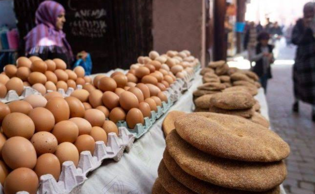 انهيار كبير لسعر البيض وفرة في العرض أم اتباع ل" نظام الطلبيات"؟ 