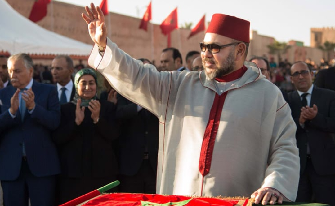 لماذا لا تنفذ التعليمات الملكية ؟ هل هو تقصير في تحمل المسؤولية؟ أو اعتراض متعمد إزاءها؟ 