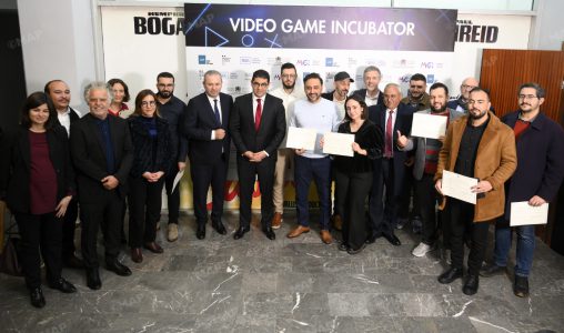 الرباط.. تسليم شهادات لعدد من المقاولات الناشئة في ختام الدورة الأولى من برنامج حاضنة ألعاب الفيديو 