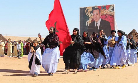 وفي بلاغ توج أعمال منتداه العلمي الثالث بمدينة الداخلة، حدد المركز ثلاثة محاور كبرى لتدبير المرحلة المقبلة، تشمل تعميق النقاش الأكاديمي، وتحليل الشروط الإقليمية، واستحضار تصورات النخب الصحراوية لضمان تنزيل ديمقراطي وفعال للحكم الذاتي 