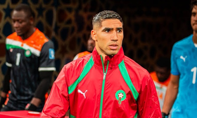 وأوضح حكيمي خلال استضافته في برنامج "ضيوف الجواز" أن تطور الكرة الوطنية يمنح اللاعبين دفعة معنوية للاستمرار في حصد النتائج الإيجابية، قائلاً: "النجاحات الحالية تحفزنا لتقديم الأفضل دائماً، ولا نشعر بأنها تشكل ضغطاً علينا" 