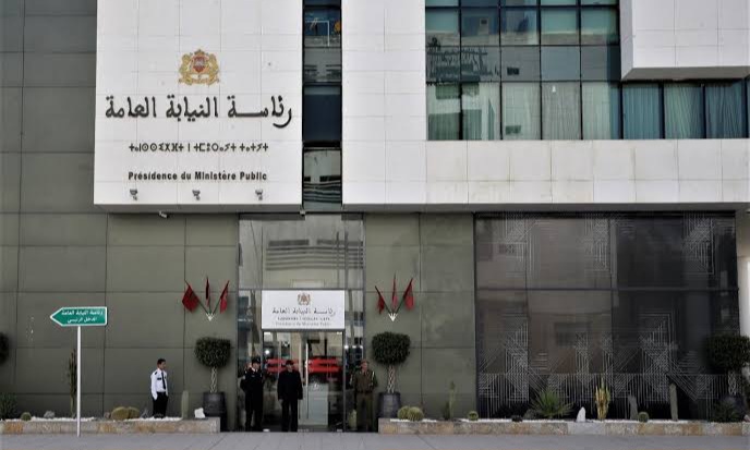 رئاسة النيابة العامة تؤكد إلزامية إخضاع الأشخاص الموقوفين للفحص الطبي 