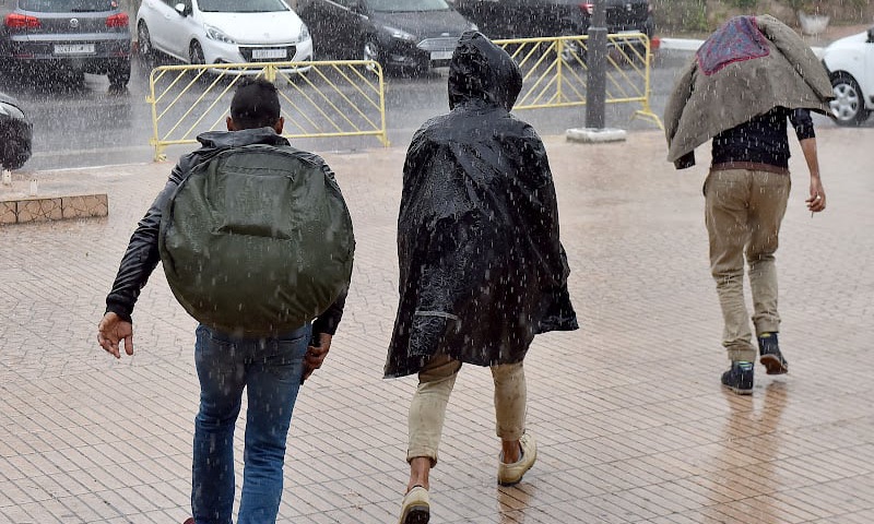 متى كان المطر يعلق الدراسة؟ 