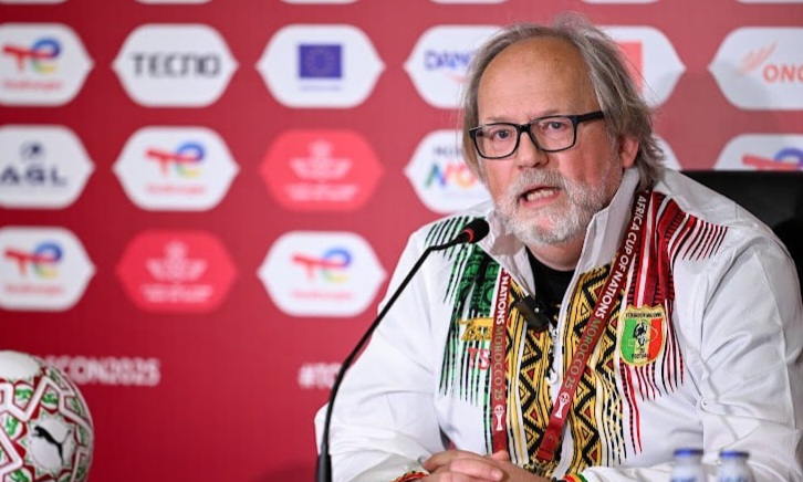 ووصف سانتفيت، في ندوة صحفية عقدت الخميس بالرباط، المنتخب المغربي بـ "المرشح المنطقي" للتتويج باللقب، معتبراً إياه الأفضل قارياً ومن بين الأقوى عالمياً، مشيرا إلى أن فريقه يسعى لتجاوز خيبة الأمل التي خلفتها نتيجة التعادل (1-1) في المباراة الافتتاحية 