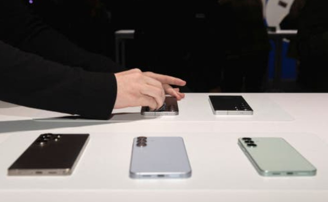 سامسونج تتعثّر في تسعير هواتف Galaxy S26 قبل الإطلاق الرسمي 