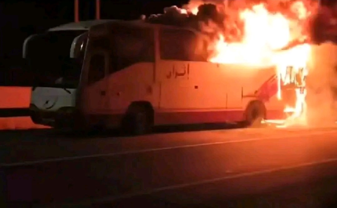 احتراق حافلة بالكامل بين أولاد تايمة وإنزكان دون خسائر بشرية 