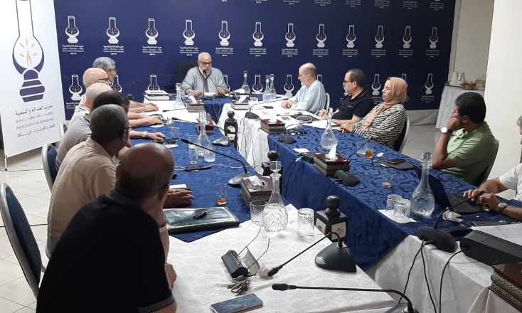 "البيجيدي" يزكي وكلاء لوائحه في 40 دائرة انتخابية 