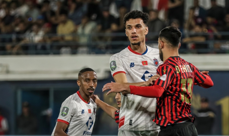 لذلك، لا ينبغي أن تبقى بعض الأندية معزولة، بل يفترض أن تحظى بالدعم والتأطير والتوجيه، وأن تستفيد من الخبرات التنظيمية المتراكمة، بدل أن تُترك لمواجهة بعض التحديات بشكل منفرد 