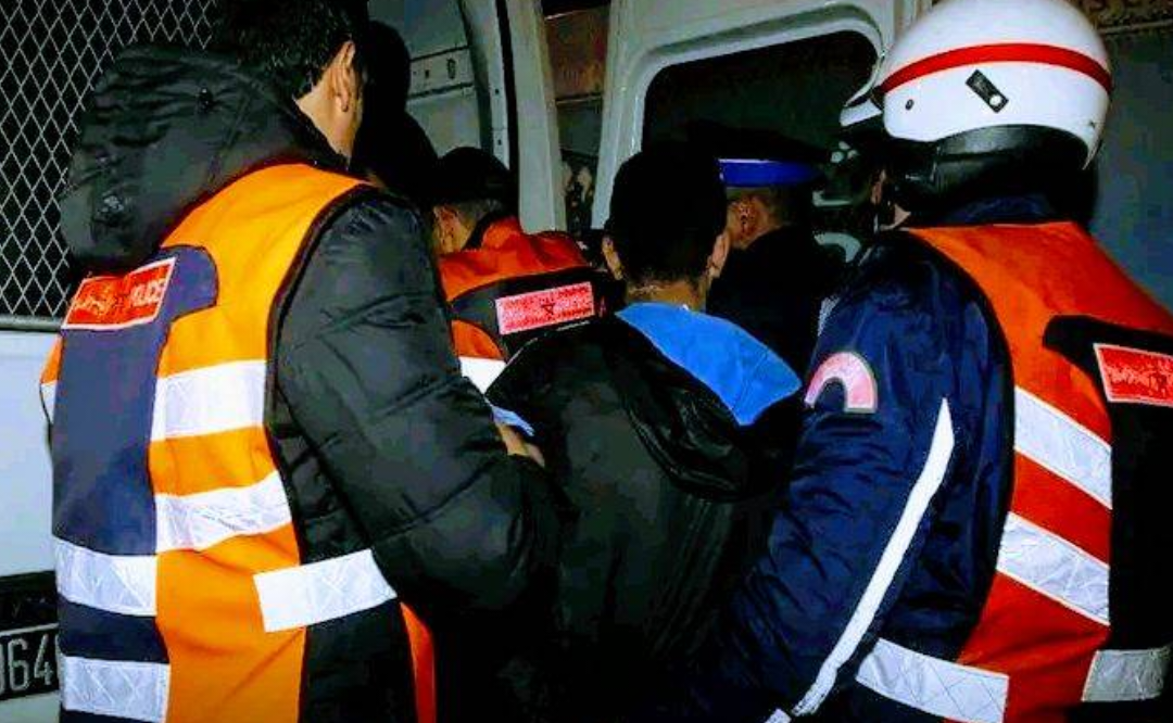 إحباط محاولة سرقة كشك بالحسيمة وتوقيف قاصرين 