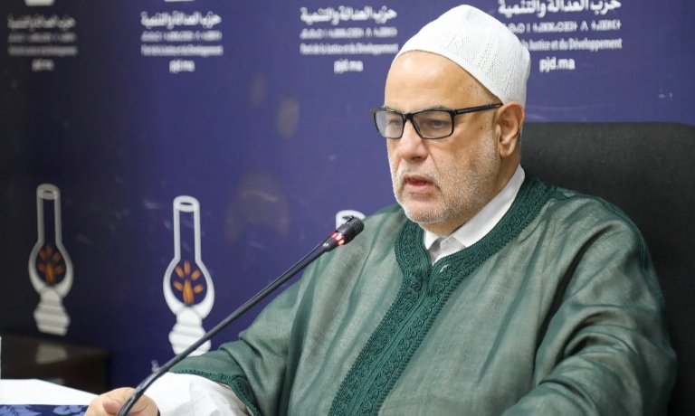 بنكيران: أستحق جائزة "نوبل" على تحرير أسعار المحروقات 