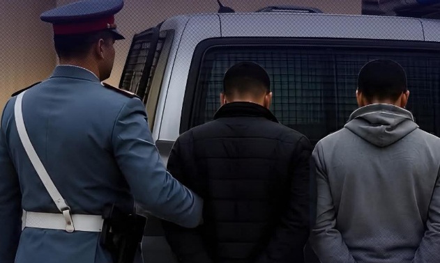 مراكش: توقيف 3 جزائريين رفقة فتاتين داخل فيلا مشبوهة 
